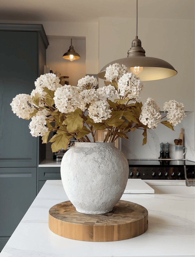 Faux Viburnum Flower - White (7 stems / 21 heads)