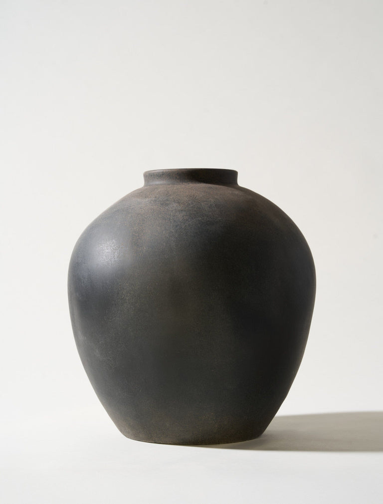 Alia Ceramic Vase - Black